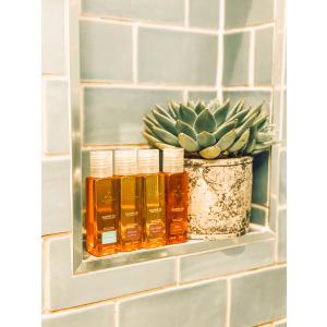 Shower Oil Discovery Collection