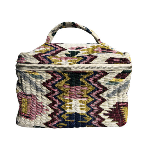 WESTERN CHIC VANITY